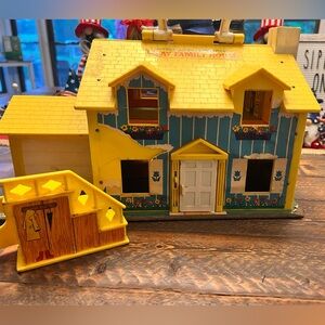 Vintage Fisher Price Little People Play Family House #952  Blue & Yellow  1969